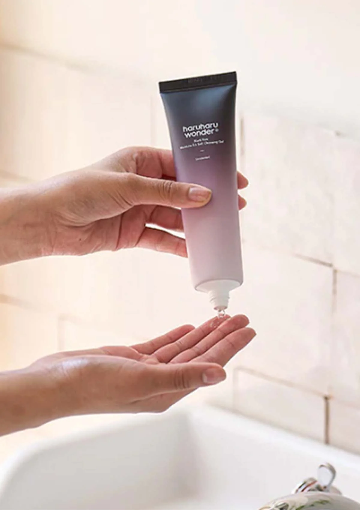 [HARUHARU WONDER] Black Rice Moisture 5.5 Soft Cleansing Gel 100ml - Image 4